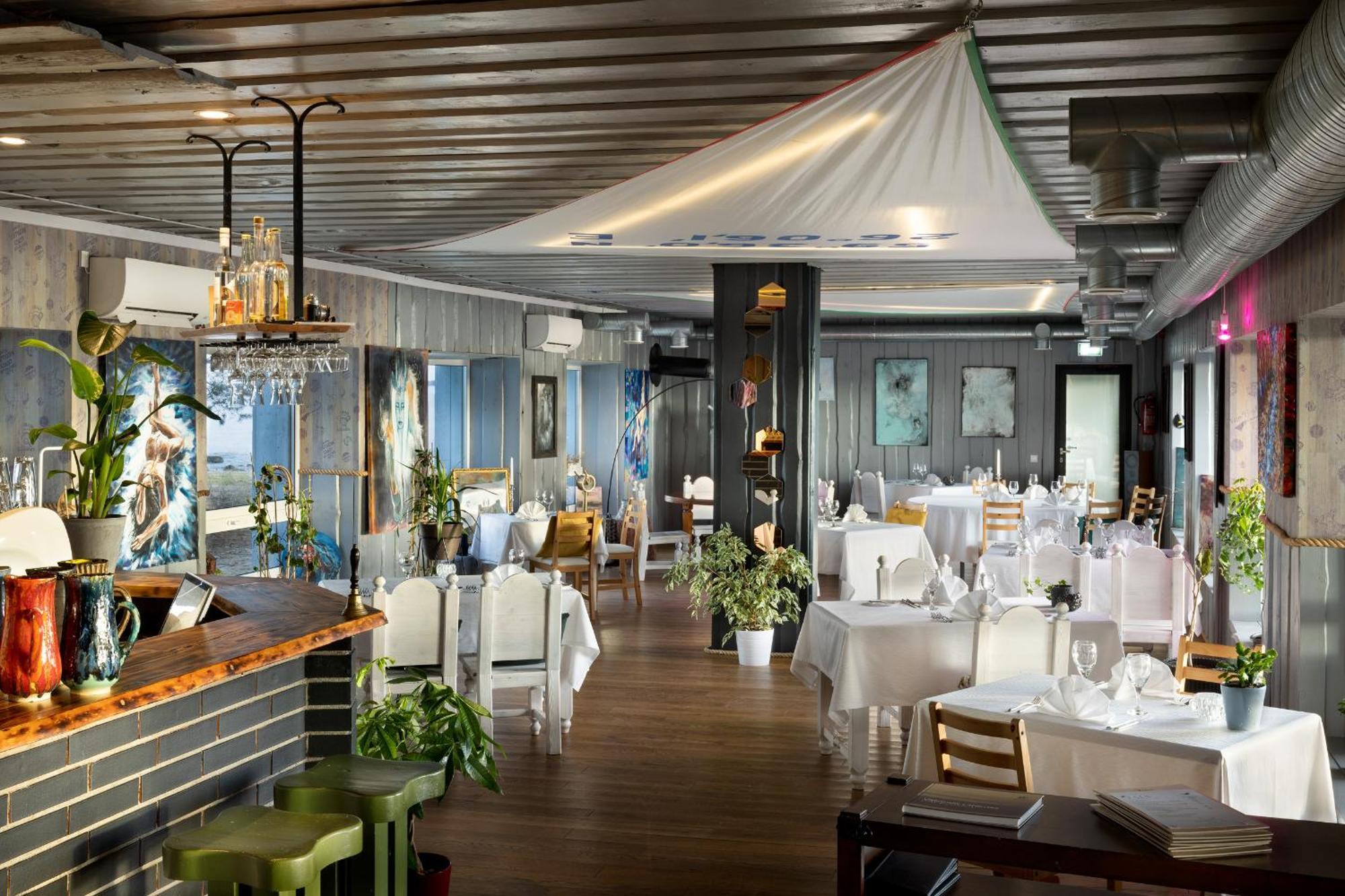 Vergi Sadam & Restoran Wirkes' Экстерьер фото